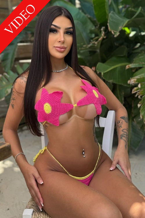 Ibiza tops - Escorts - BRUNA
